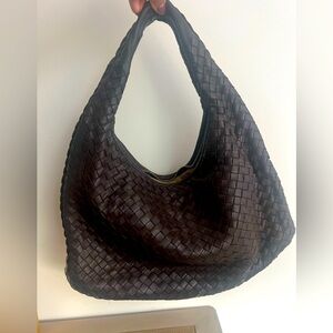 Bottega Veneta Belly Hobo Intrecciato Lambskin Leather Milk Brown Medium Bag